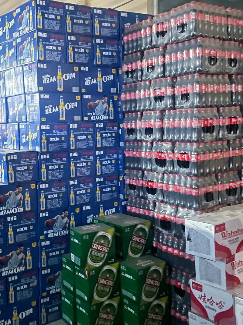 在选择适合自己的日化用品时,您是否常常感到困惑?市场上琳琅满目的产品让人眼花缭乱,如何才能做出明智的选择呢?本文将从成分、效果和性价比三个方面进行对比分析,帮助您轻松挑选到满意的日化用品。